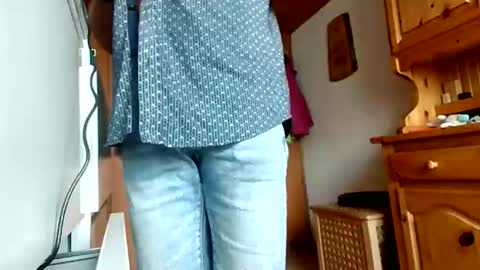 Snapshot of nepenthes123 chatting on 7, 6, 2026 nepenthes online show from 7, 6, 2026
