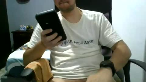 Snapshot of nerdxxx94 chatting on 25, 6, 2026 MrBull online show from 25, 6, 2026
