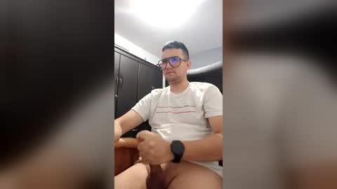 Snapshot of nerdxxx94 chatting on 7, 8, 2026 MrBull online show from 7, 8, 2026