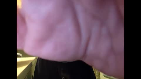 Nerfylil online show from 3, 2, 2025