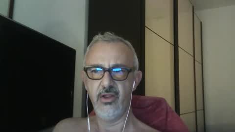 nevenerabis online show from 5, 10, 2025