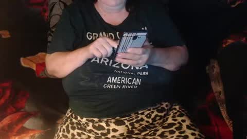 Snapshot of new_milf chatting on 10, 7, 2026 Lilly online show from 10, 7, 2026