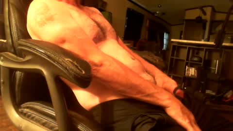Snapshot of newandexcited_2022 chatting on 1, 7, 2026 newandexcited online show from 1, 7, 2026