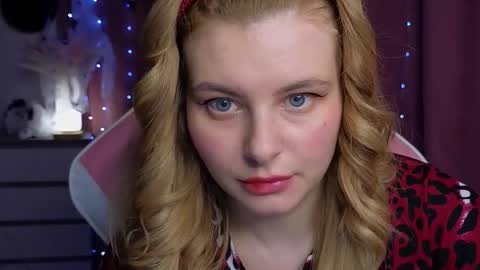 Snapshot of newdayo chatting on 31, 10, 2025 newdayo online show from 31, 10, 2025