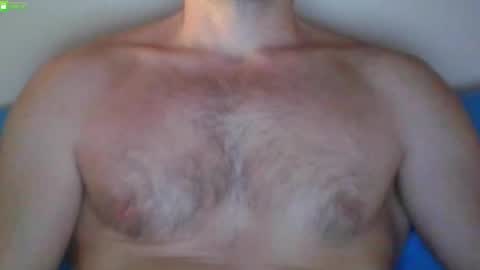 Snapshot of newtyguy90 chatting on 17, 2, 2026 newtyguy90 online show from 17, 2, 2026