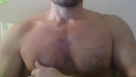 Snapshot of newtyguy90 chatting on 25, 2, 2026 newtyguy90 online show from 25, 2, 2026