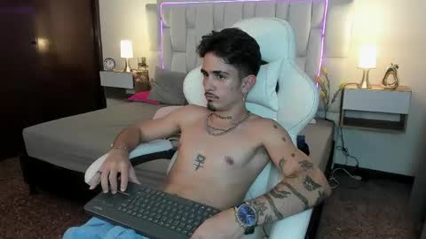 Yeison online show from 13, 4, 2026