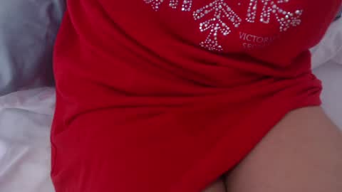 Snapshot of nextdoor_fantasy chatting on 6, 2, 2025 nextdoor_fantasy online show from 6, 2, 2025