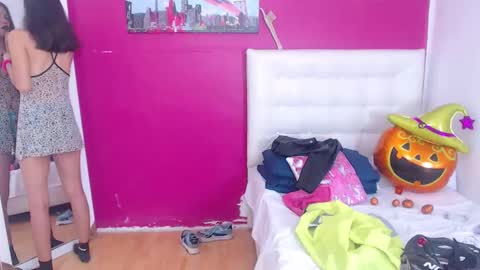 Snapshot of nextdoor_fantasy chatting on 29, 10, 2025 nextdoor_fantasy online show from 29, 10, 2025