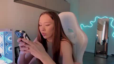 Mina online show from 9, 6, 2026