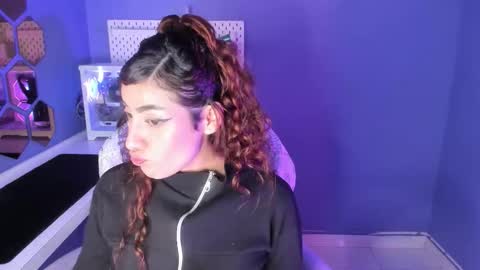 Snapshot of nezuko_16 chatting on 13, 9, 2025 nezuko 16 online show from 13, 9, 2025