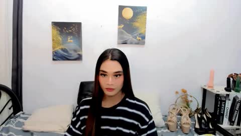 hottie nicole online show from 17, 10, 2025