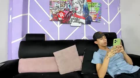 Snapshot of nice_boys11 chatting on 31, 5, 2026 nice_boys11 online show from 31, 5, 2026