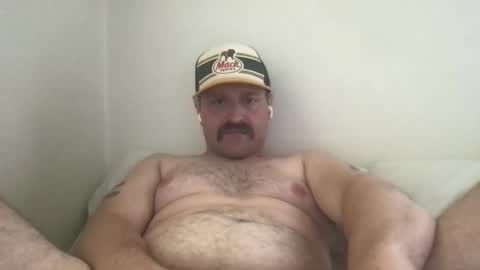 NiceButtNiceGuy online show from 18, 4, 2026