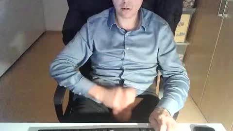 Snapshot of niceguyflo chatting on 5, 11, 2025 NiceGuyFlo online show from 5, 11, 2025