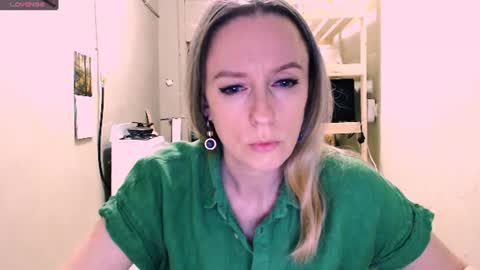 Snapshot of nicekat chatting on 24, 6, 2026 Kathrine online show from 24, 6, 2026