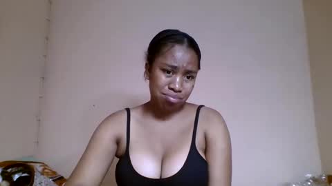 Snapshot of nicelly01 chatting on 23, 5, 2026 nicelly01 online show from 23, 5, 2026