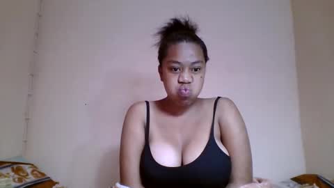 Snapshot of nicelly01 chatting on 24, 5, 2026 nicelly01 online show from 24, 5, 2026