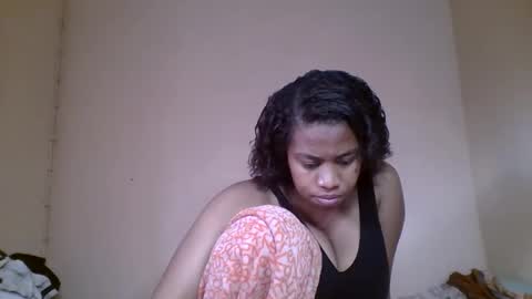 Snapshot of nicelly01 chatting on 31, 5, 2026 nicelly01 online show from 31, 5, 2026