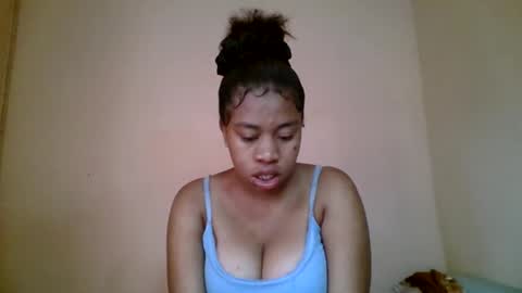Snapshot of nicelly01 chatting on 2, 6, 2026 nicelly01 online show from 2, 6, 2026