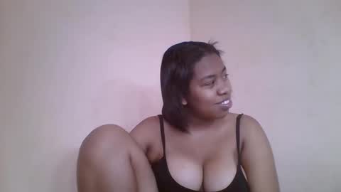 Snapshot of nicelly01 chatting on 9, 6, 2026 nicelly01 online show from 9, 6, 2026