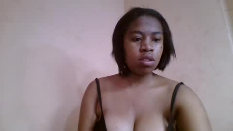 Snapshot of nicelly01 chatting on 13, 6, 2026 nicelly01 online show from 13, 6, 2026