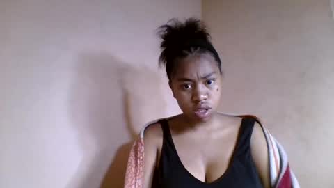 nicelly01 online show from 27, 7, 2026