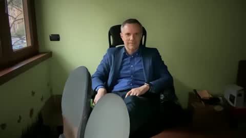 Snapshot of niceshy_71 chatting on 7, 3, 2025 Andrew online show from 7, 3, 2025