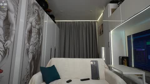 nick_howlenxx online show from 7, 4, 2026