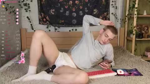 Snapshot of nick_win chatting on 5, 10, 2025 Nick online show from 5, 10, 2025