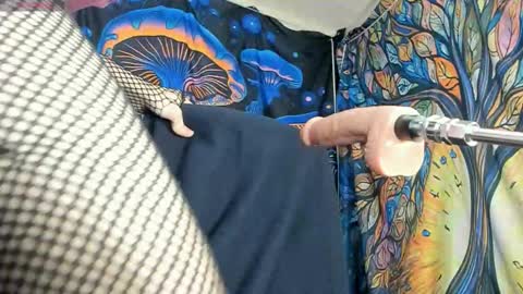 Nicki online show from 19, 10, 2025