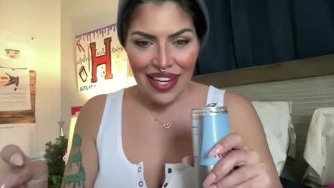 Nicki Marie online show from 20, 1, 2025