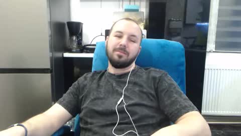 Julian online show from 5, 2, 2026