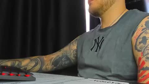 Snapshot of nicktattoomaster chatting on 11, 6, 2026 nicktattoomaster online show from 11, 6, 2026