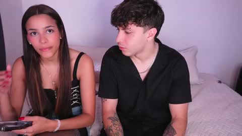 Snapshot of nicky_and_blake chatting on 12, 12, 2024 nicky and blake online show from 12, 12, 2024