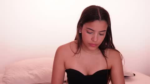 Snapshot of nicky_and_blake chatting on 25, 2, 2025 nicky and blake online show from 25, 2, 2025