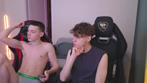 Nicki  Danny online show from 7, 2, 2025