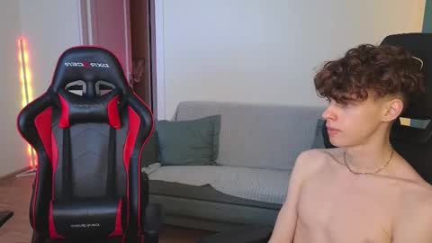 Nicki  Danny online show from 2, 3, 2025