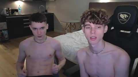 Nicki  Danny online show from 27, 10, 2025