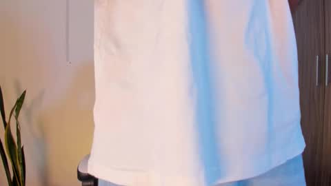 Nicky  online show from 16, 10, 2025