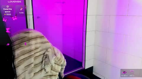 Snapshot of nickynoa chatting on 6, 3, 2026 Nicky online show from 6, 3, 2026