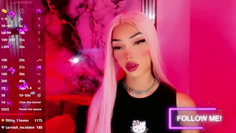 Snapshot of nickynoa chatting on 11, 6, 2026 Nicky online show from 11, 6, 2026