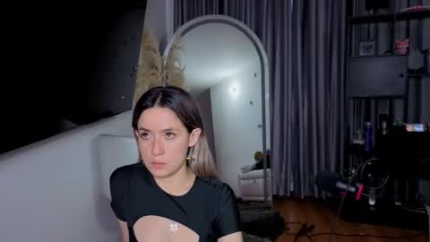 Snapshot of nickywindsor chatting on 3, 2, 2026 Nicky online show from 3, 2, 2026