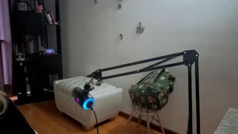 Nicky online show from 7, 5, 2026
