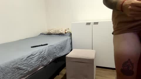 nicolas online show from 16, 1, 2025