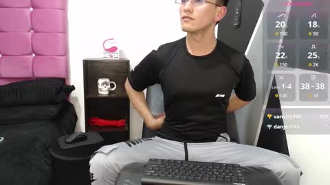 Nicols online show from 24, 10, 2025