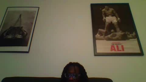 Snapshot of nicocoulombe chatting on 6, 4, 2026 dickson85 online show from 6, 4, 2026