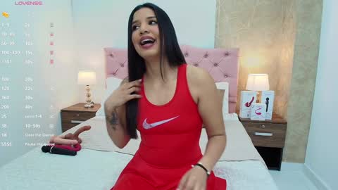 Snapshot of nicol_alvarez chatting on 12, 1, 2025 Nicol Alvarez online show from 12, 1, 2025