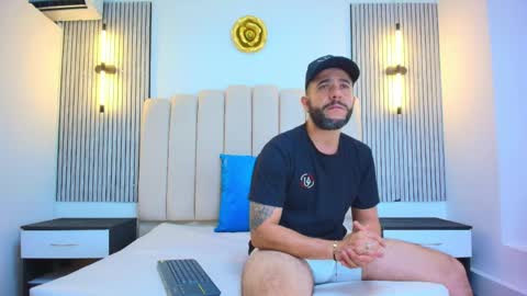 Snapshot of nicolas_cray chatting on 15, 5, 2026 NICOLAS online show from 15, 5, 2026