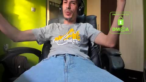 L. Nicolas online show from 17, 11, 2025